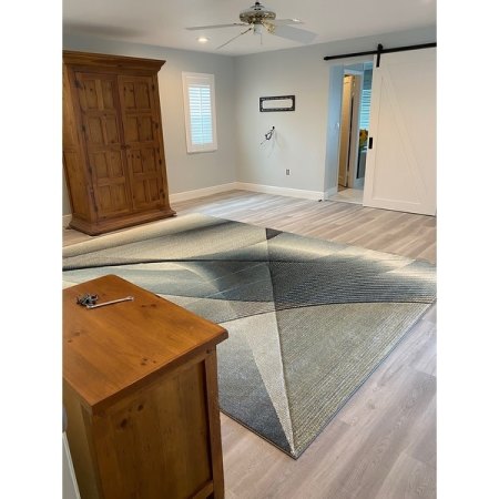 Customer image 118