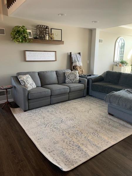 Customer image 215