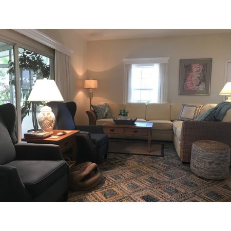 Customer image 614