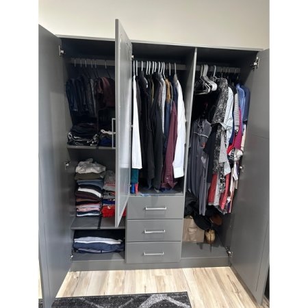Customer image 35