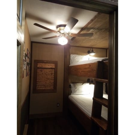 Customer image 25
