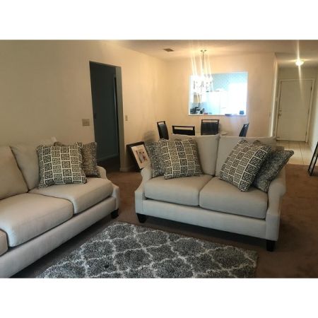 Customer image 705