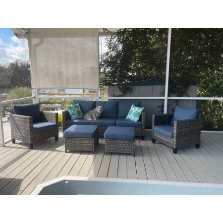 Customer image 206