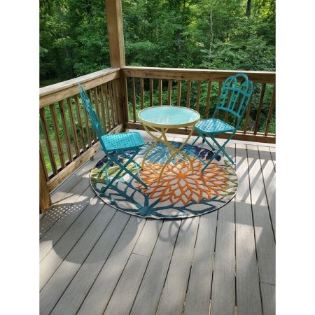 Customer image 525
