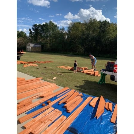 Customer image 140