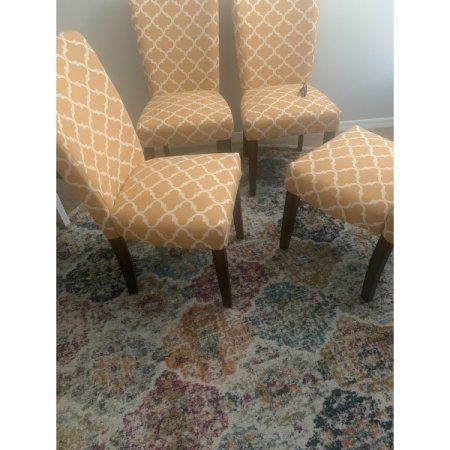 Customer image 275