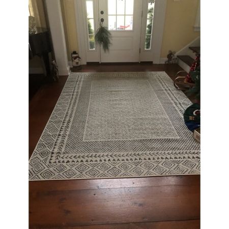 Customer image 302