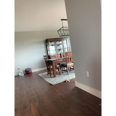 Customer image 584