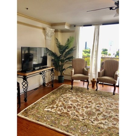 Customer image 76