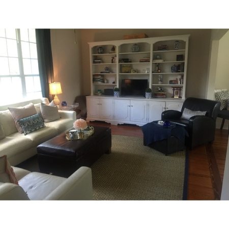 Customer image 805