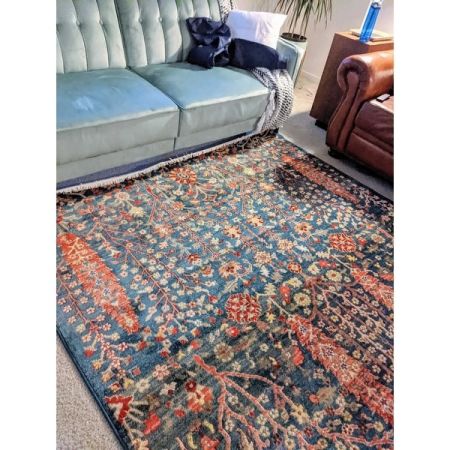 Customer image 370