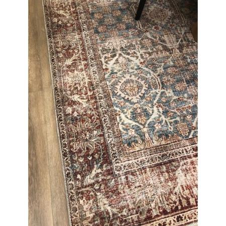 Customer image 134