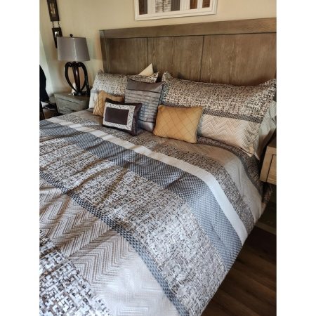 Customer image 7