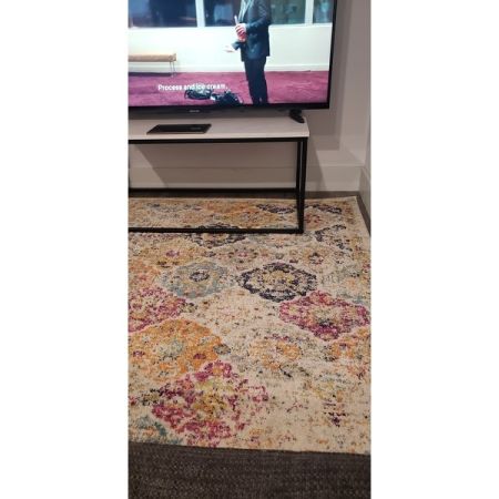 Customer image 803