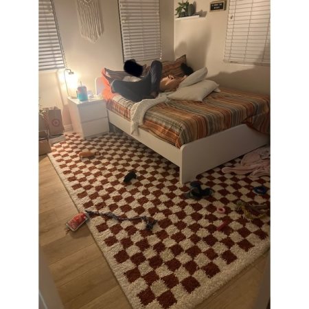 Customer image 112