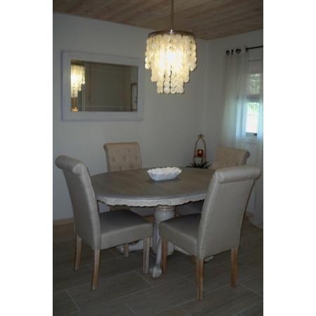 Customer image 300