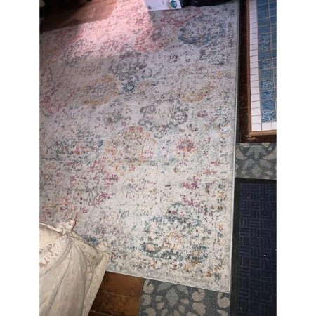 Customer image 128