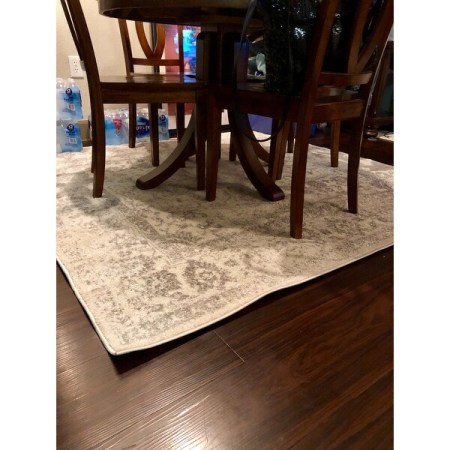 Customer image 909