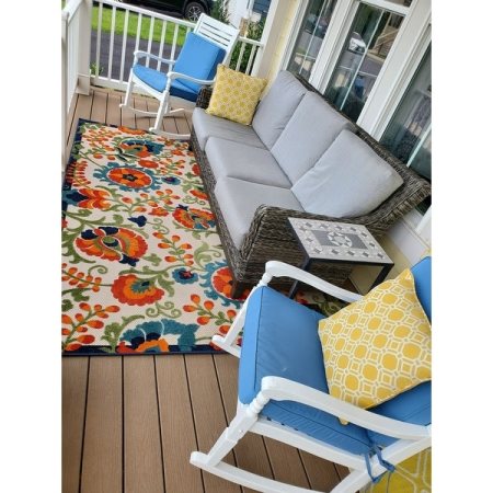 Customer image 48