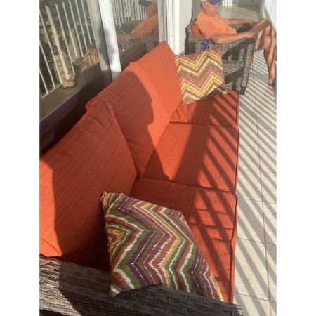 Customer image 212