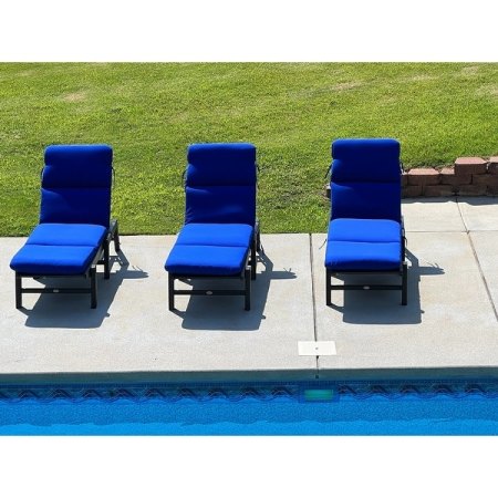 Customer image 78