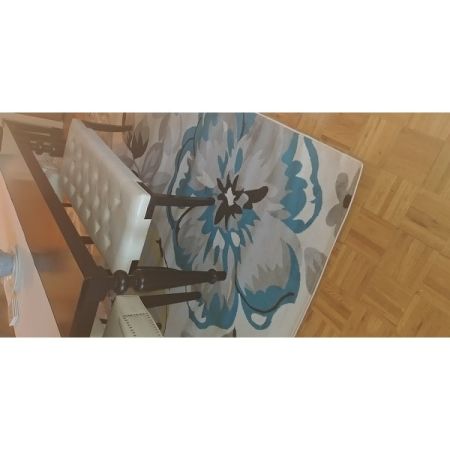 Customer image 162