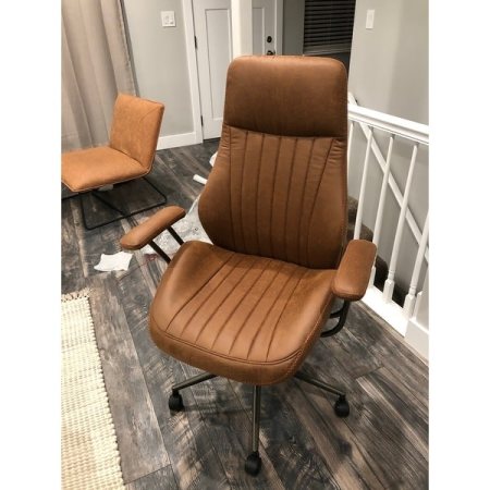Customer image 48