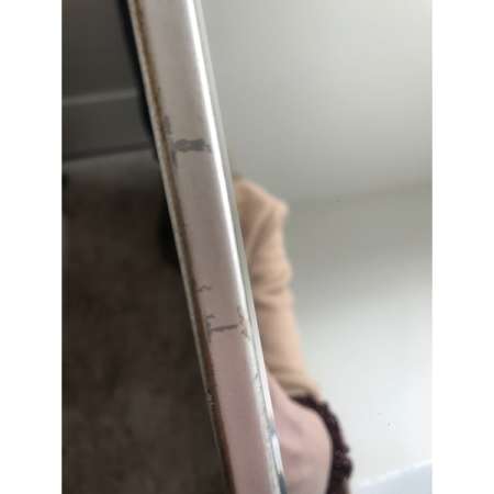 Customer image 106