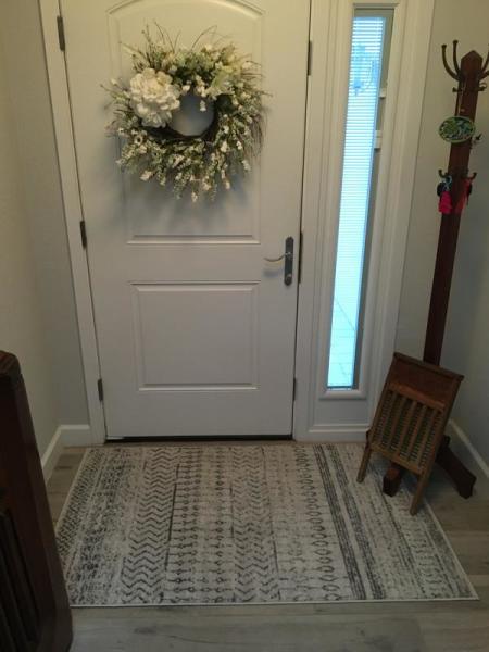 Customer image 122