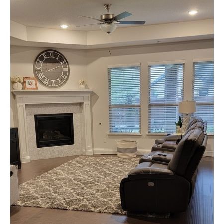 Customer image 116