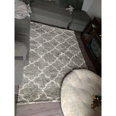 Customer image 370