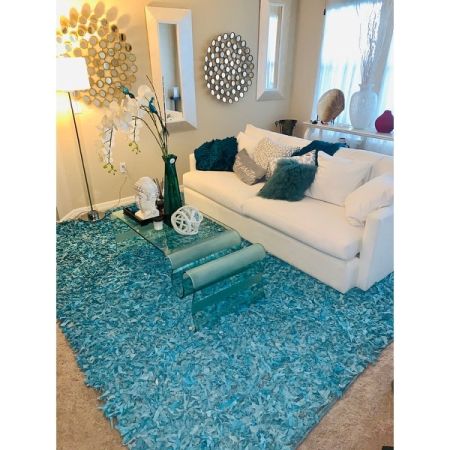 Customer image 126