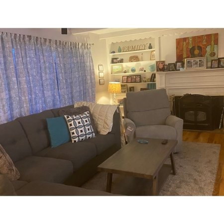 Customer image 52