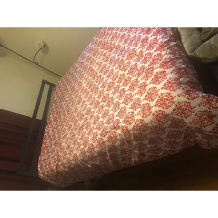 Customer image 528