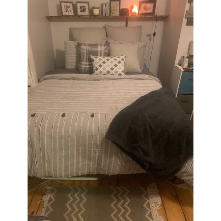 Customer image 62