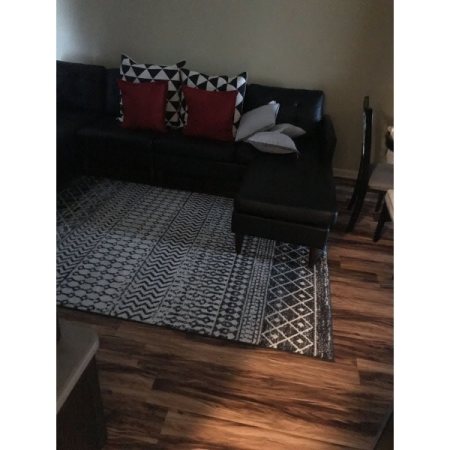 Customer image 718