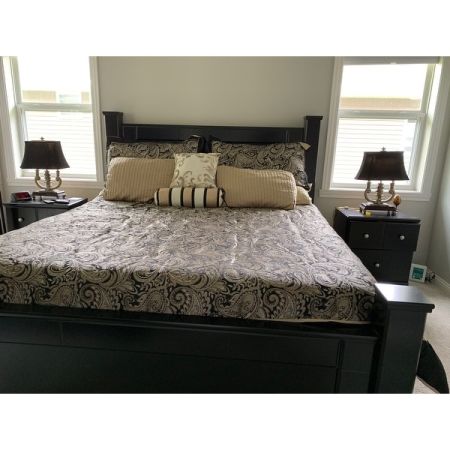 Customer image 102
