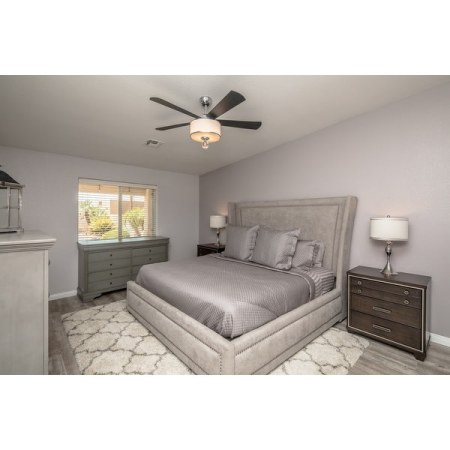 Customer image 306