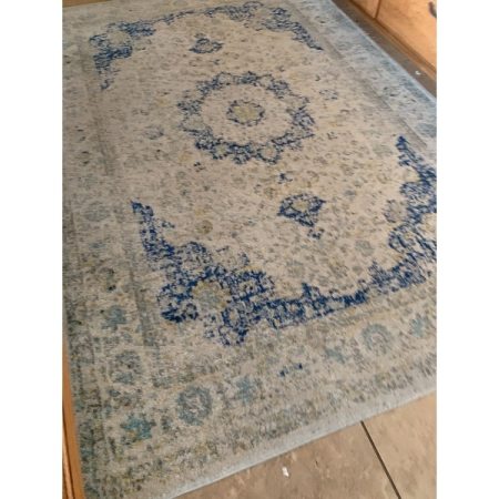 Customer image 140