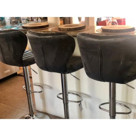 Customer image 52