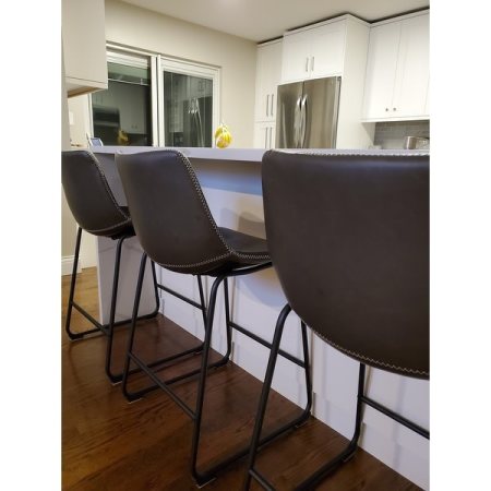 Customer image 104