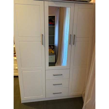 Customer image 110