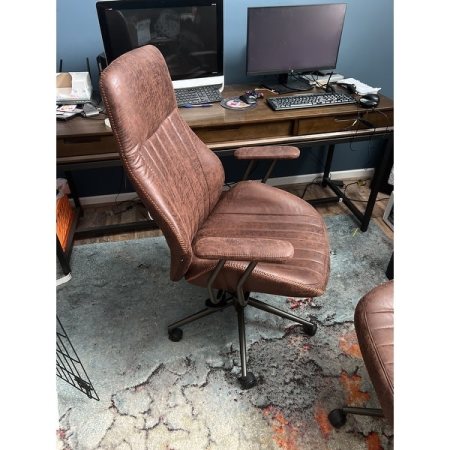 Customer image 42