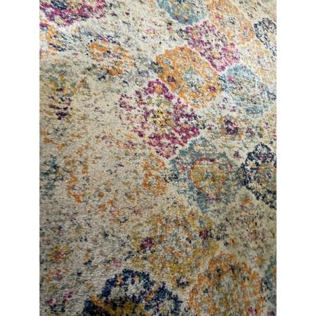 Customer image 890
