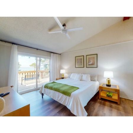 Customer image 379