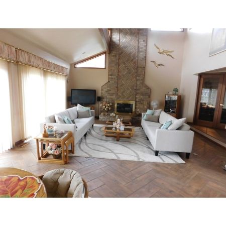 Customer image 411