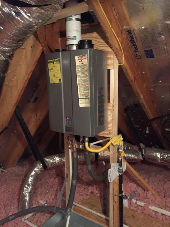 Rinnai Ruc98i Tankless Water Heater