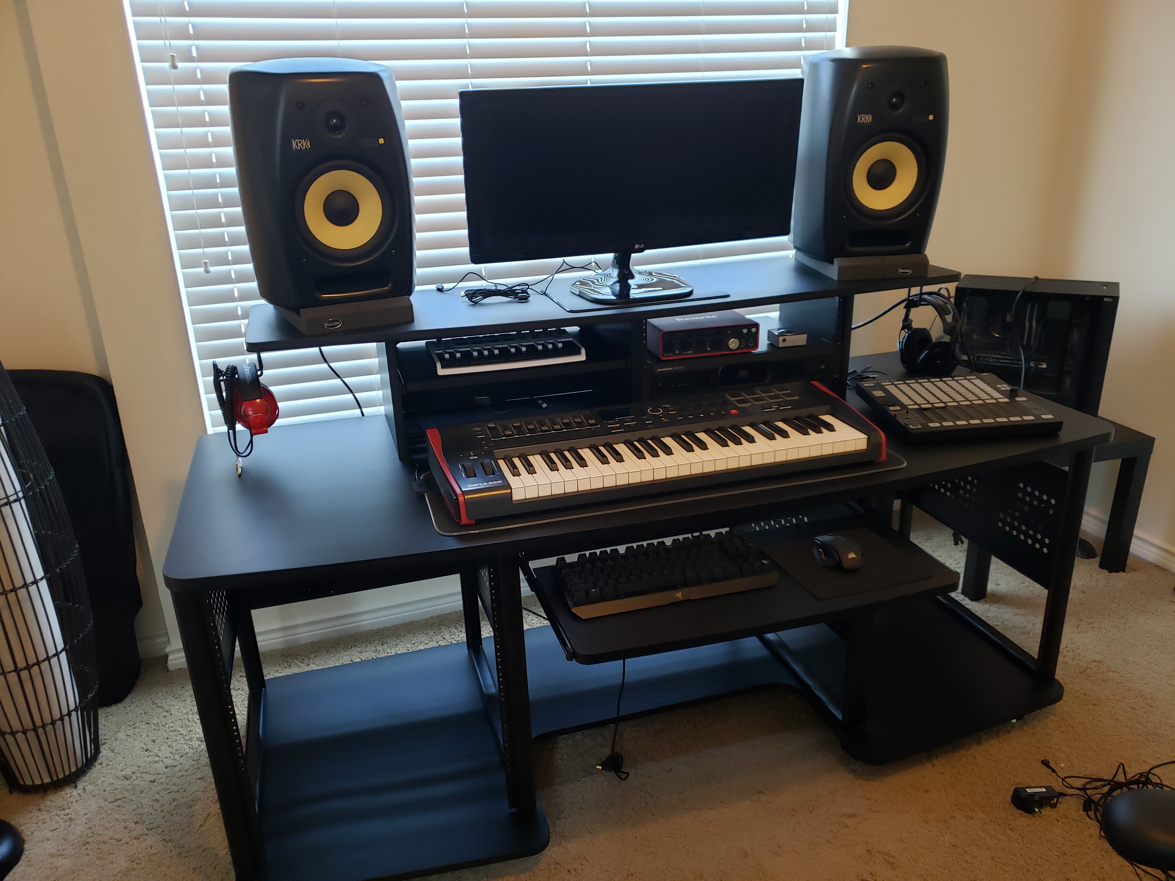 Studio Rta Desk 11 Bigk Spider Web Co