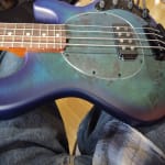 Beautiful bass, classic Stingray sound