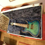 Excellent, beautiful case with a retro vibe.